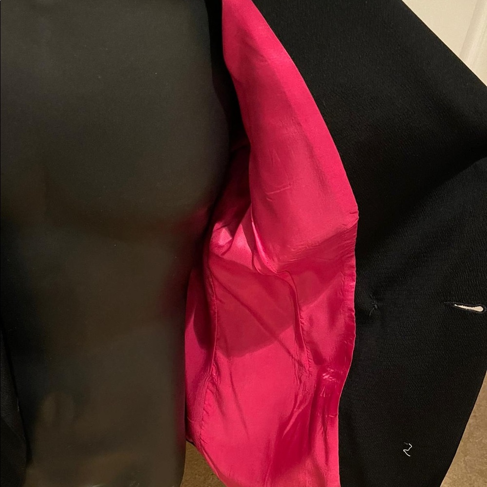 Blazer - Picture 2 of 3